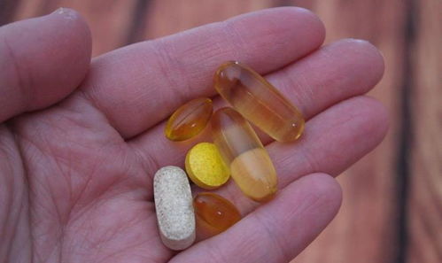 宫颈癌患者服用抗生素时，尽量避免做这4件事，别不听劝